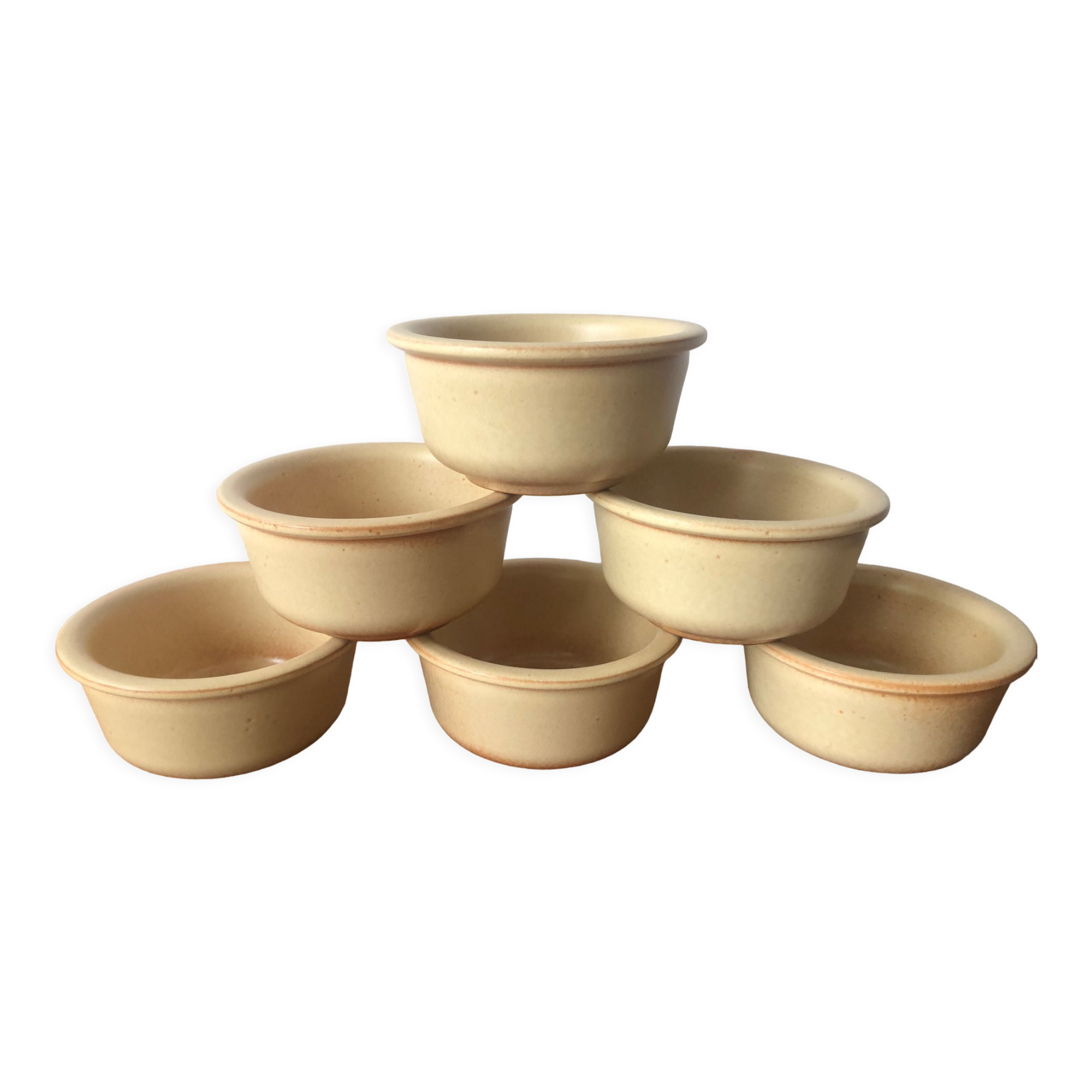 Natural stoneware cups