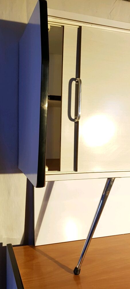 Small buffet formica 2 body 60's