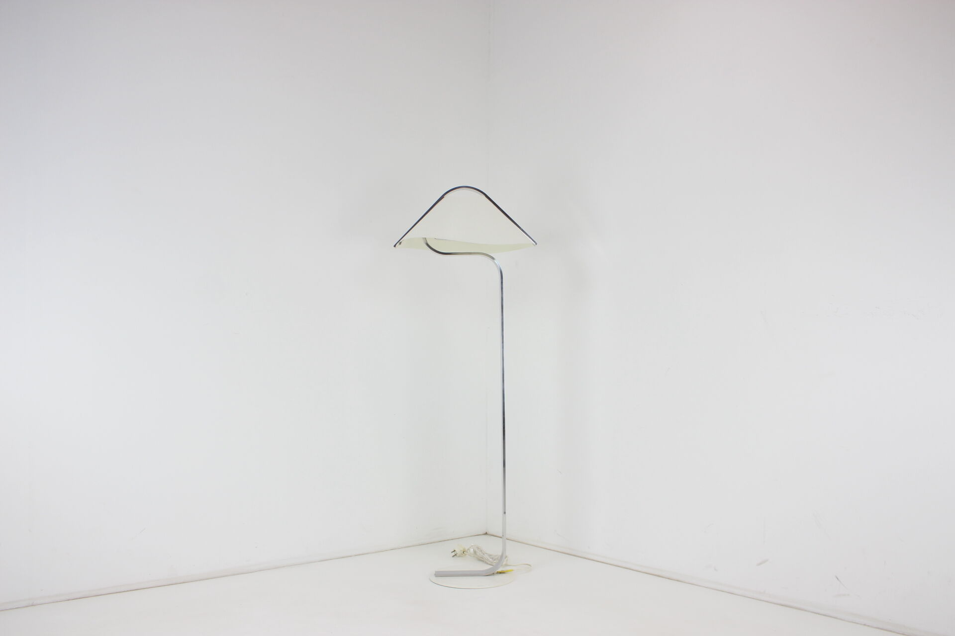 Design Floor Lamp Italy, 1970s