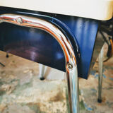 Shapeica waxer stool