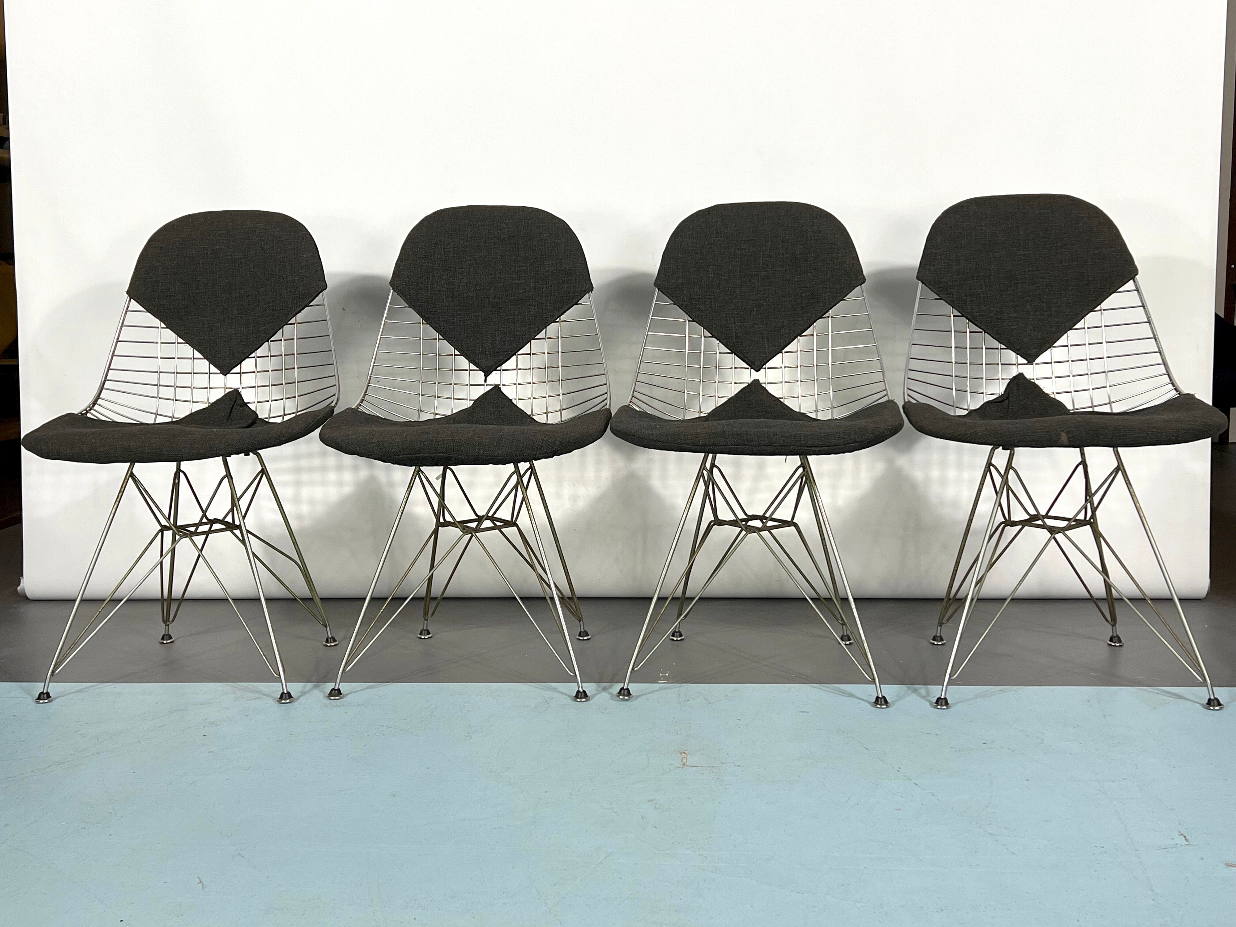 Mid-century Modern Set of four DKR Bikini Chairs by Charles Eames