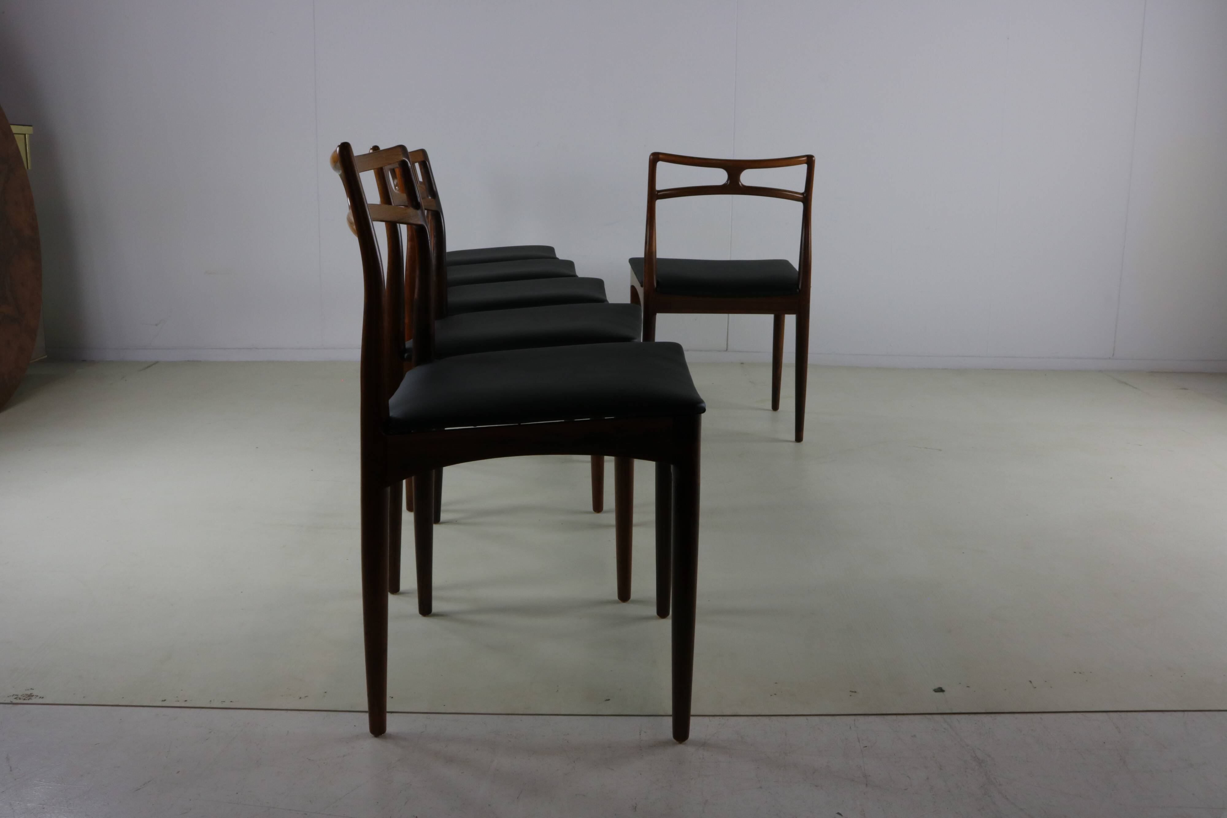 Sixties Danish design rosewood dining chairs by cabinetmaker Johannes Ander
