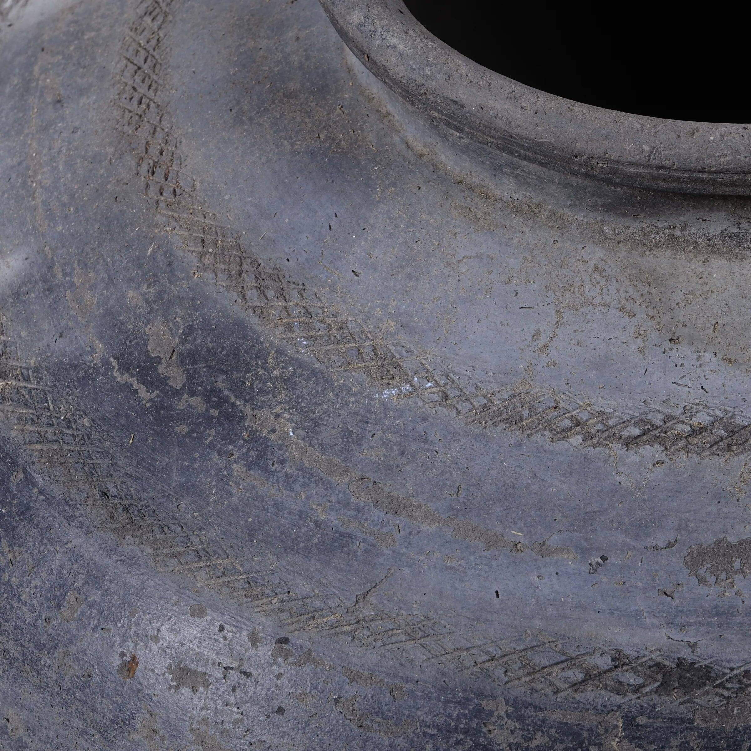 Paani - Indian terracotta jar no. 3