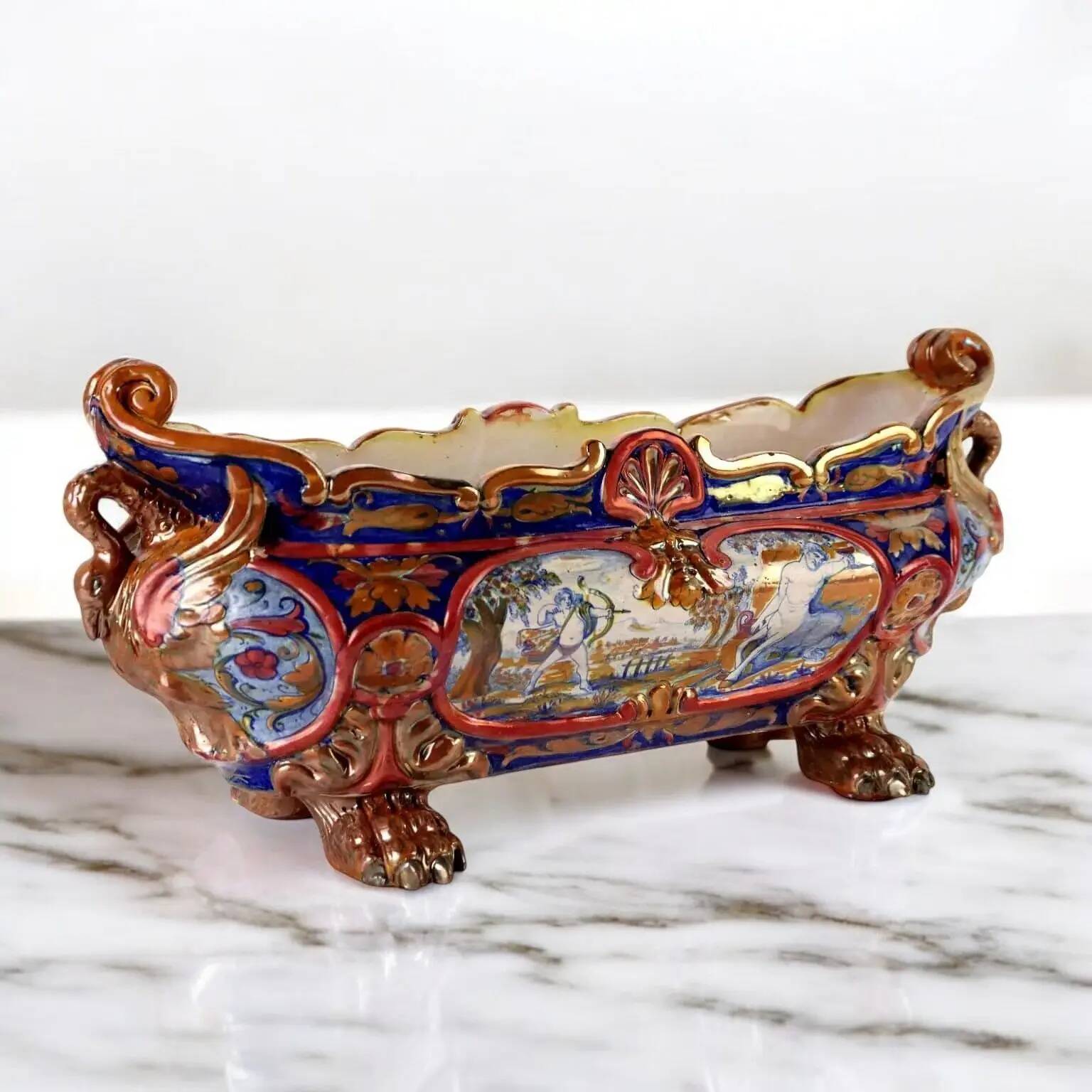 Antique jardinière in majolica Man. Santarelli Gualdo Tadini Italy 1920s