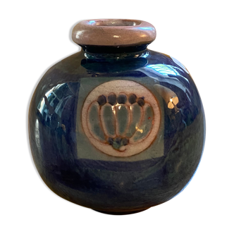 Ceramic ball vase Cloutier