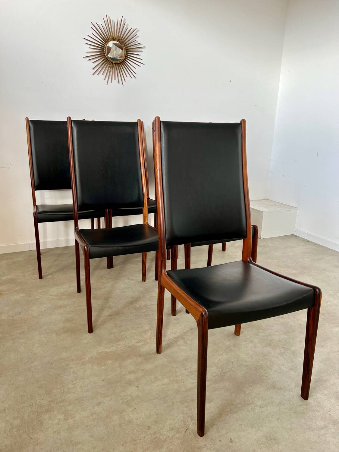 Arne Ovmand Olsen Mogens Kold Lot 6 anciennes chaises scandinave design Denmark en palissandre vintage