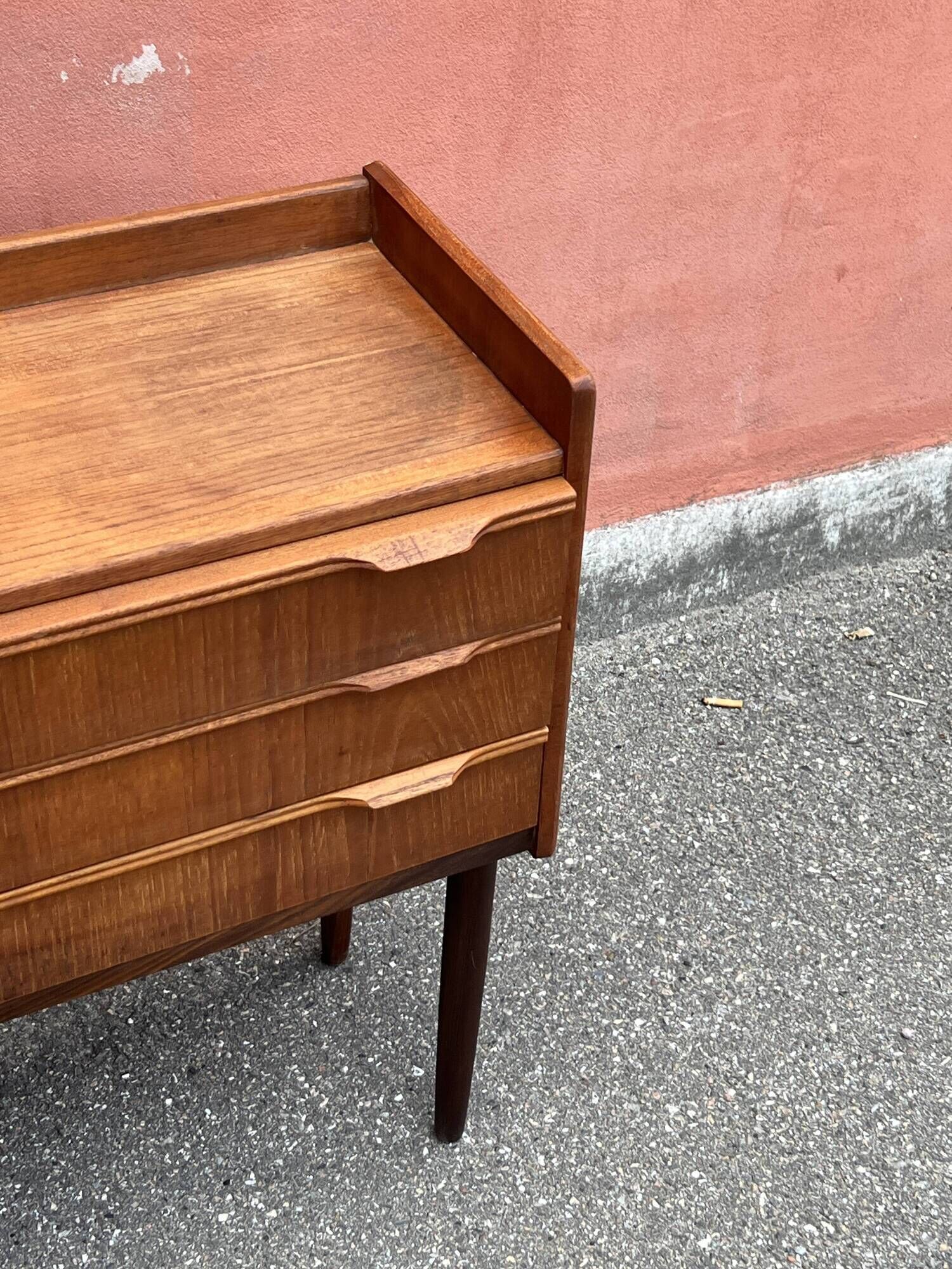 Danish vintage teak chest of drawers / nightstand, Mid century modern 1960