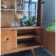 Buffet vitrine pieds compas