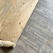 Petite console