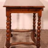 Small Writing Table / Side Table in Walnut - 17th Century