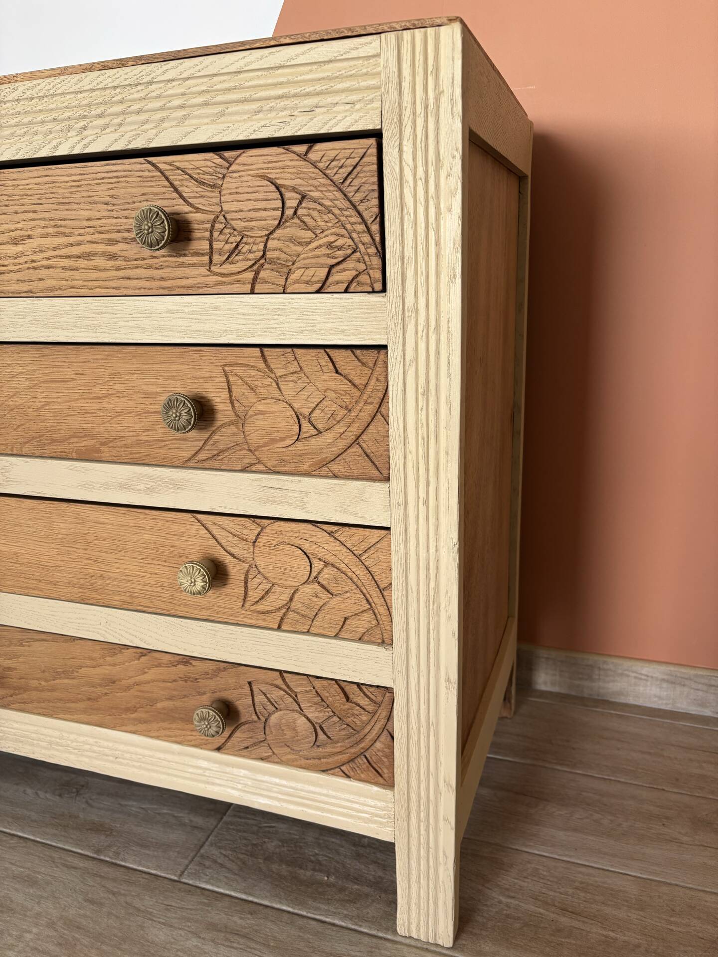 Art Deco style commode