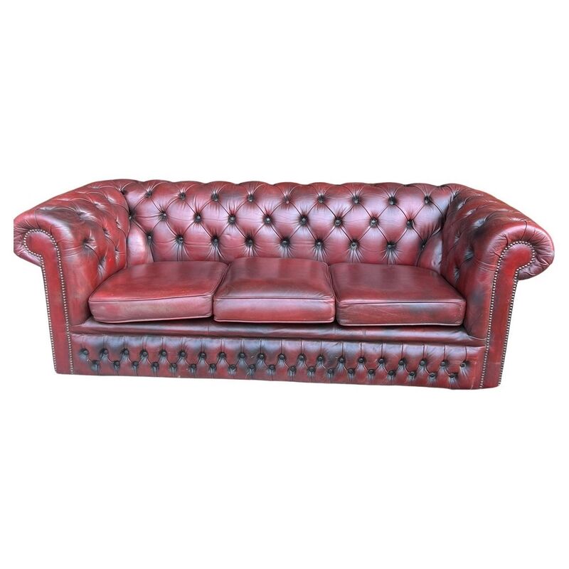 Burgundy leather chesterfield sofa