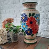 Vintage flower power vase