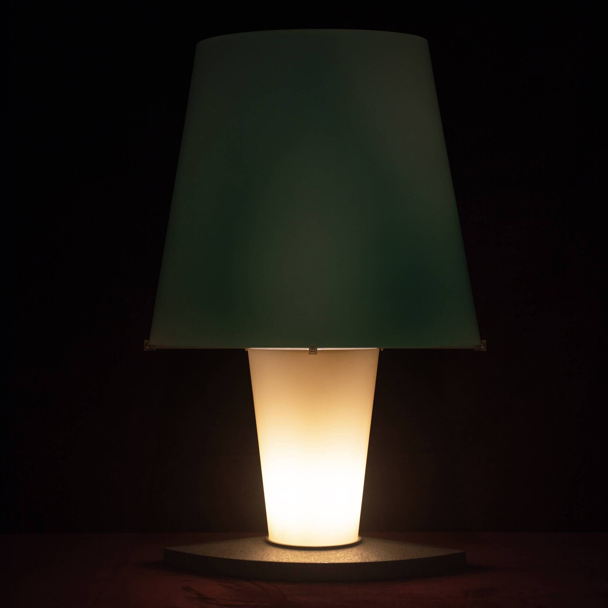 Daniela Puppa 1991 Italian Model 2850 Colored Glass Table Lamp for Fontana Arte