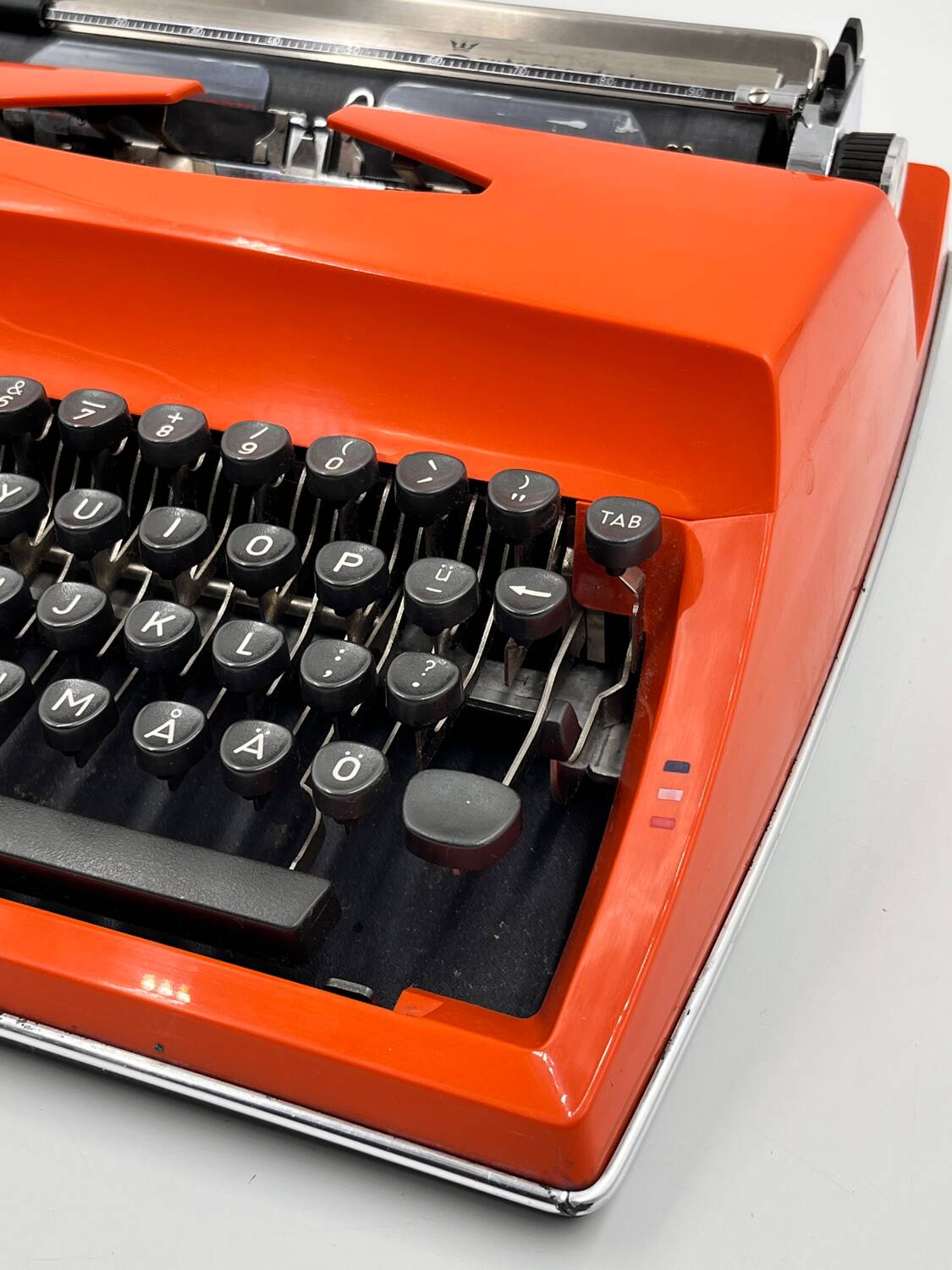 Condessa Adler typewriter