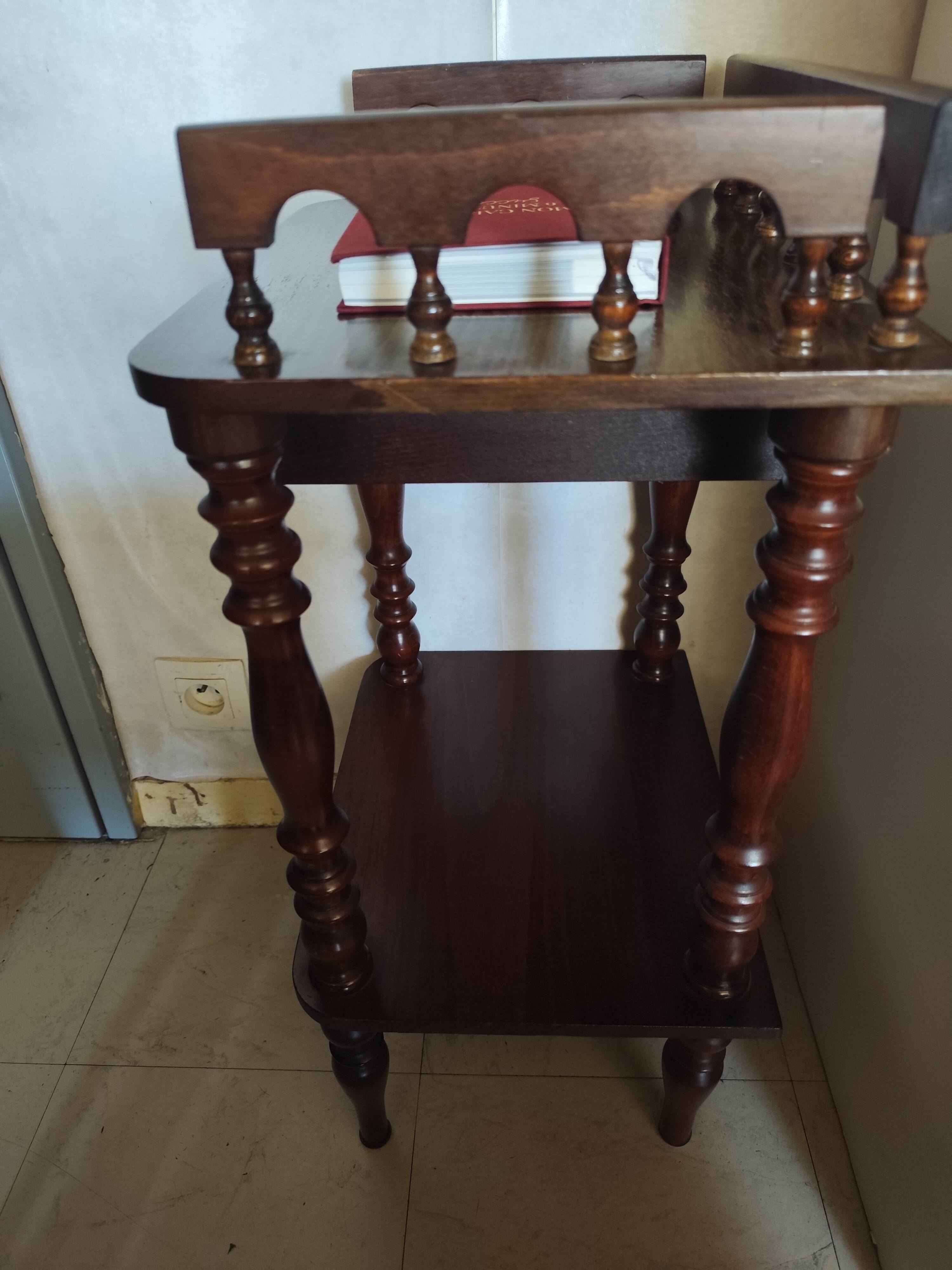 Bedside table