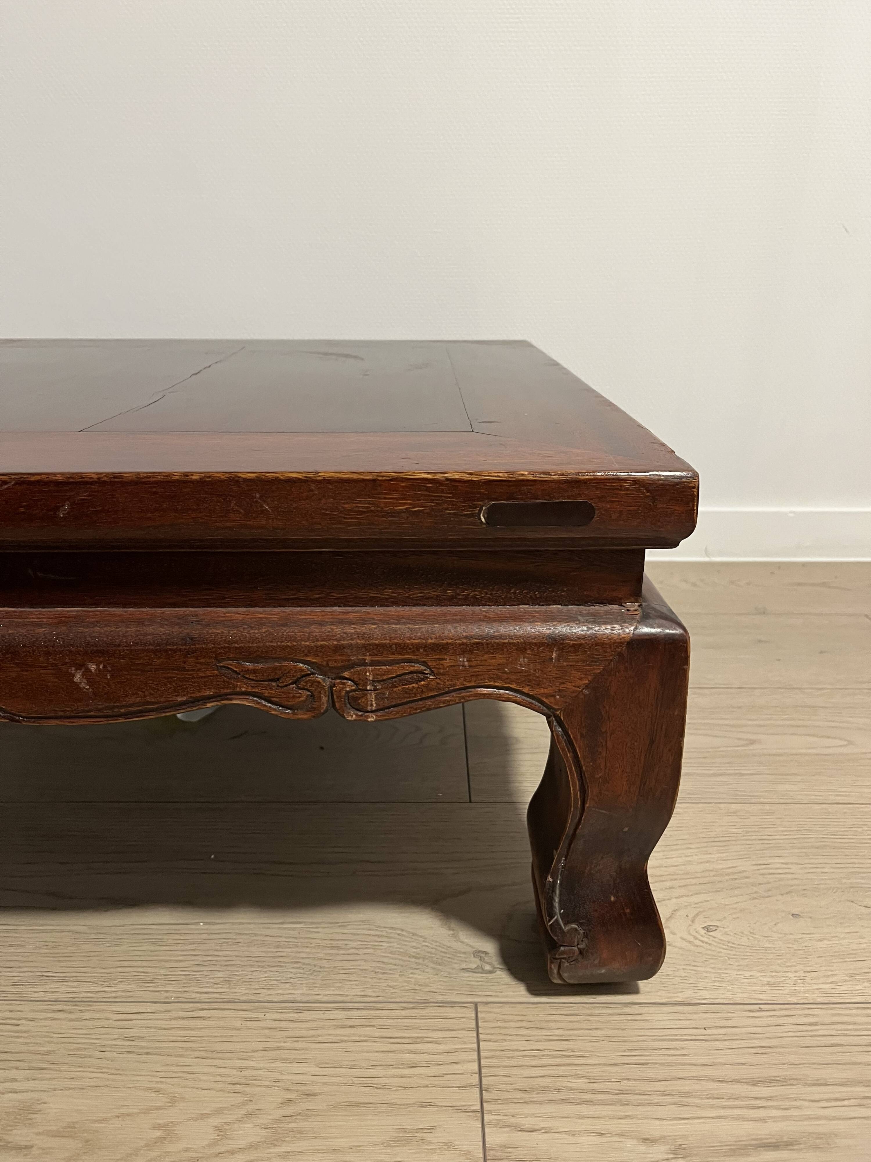 Table basse en bois massif – style asiatique