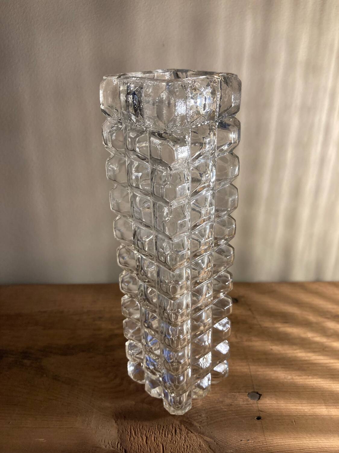 Bubble glass vase