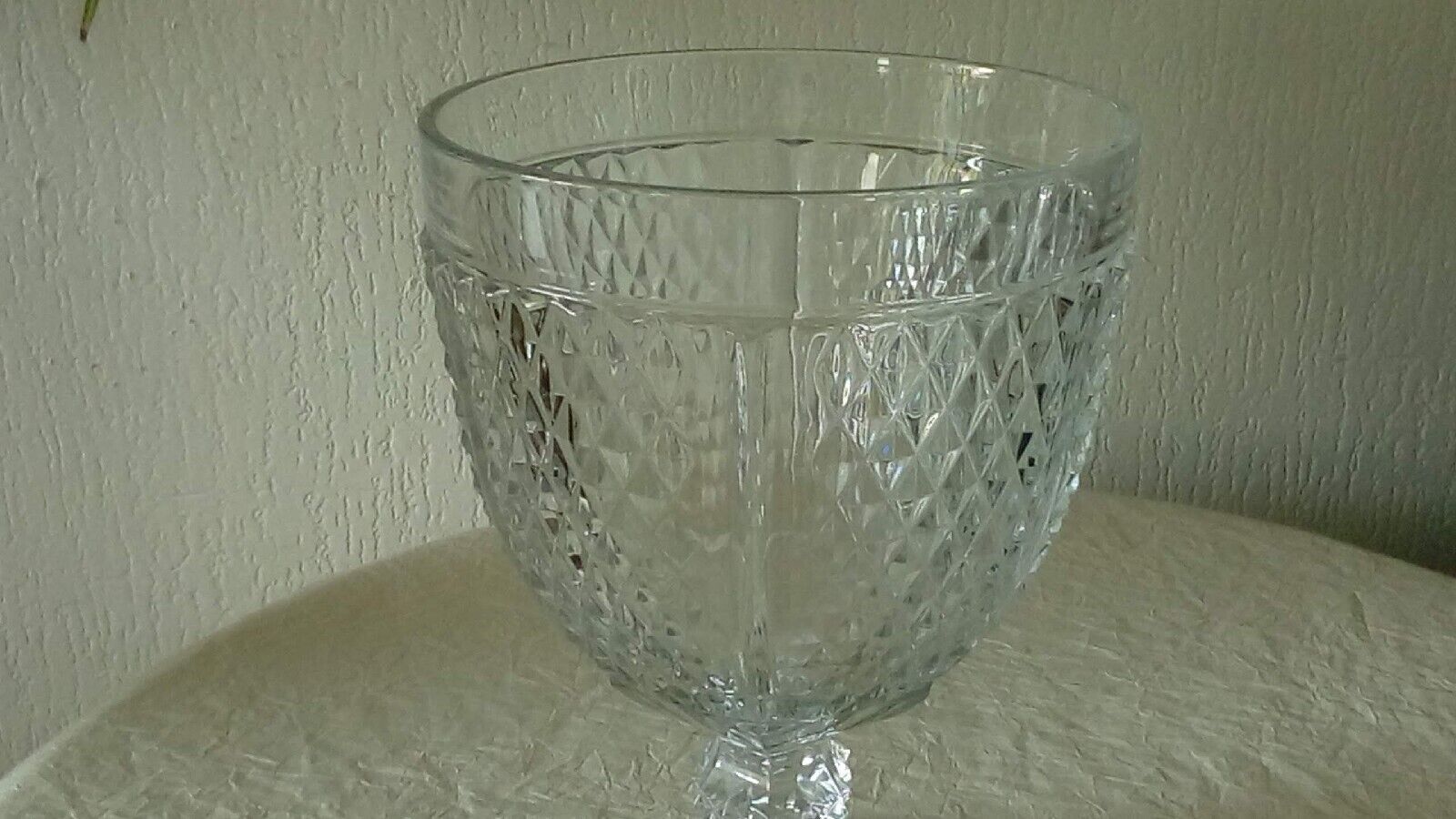 Glass candy box covered pot shower base diamond tip decor