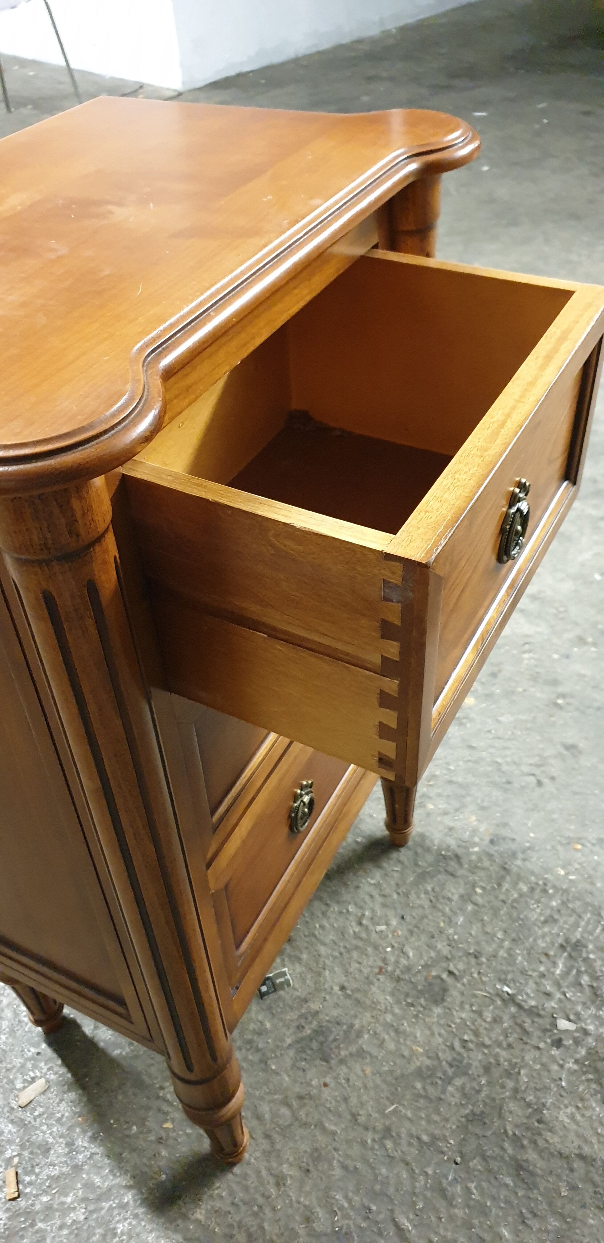 Chiffonier Louis XVI