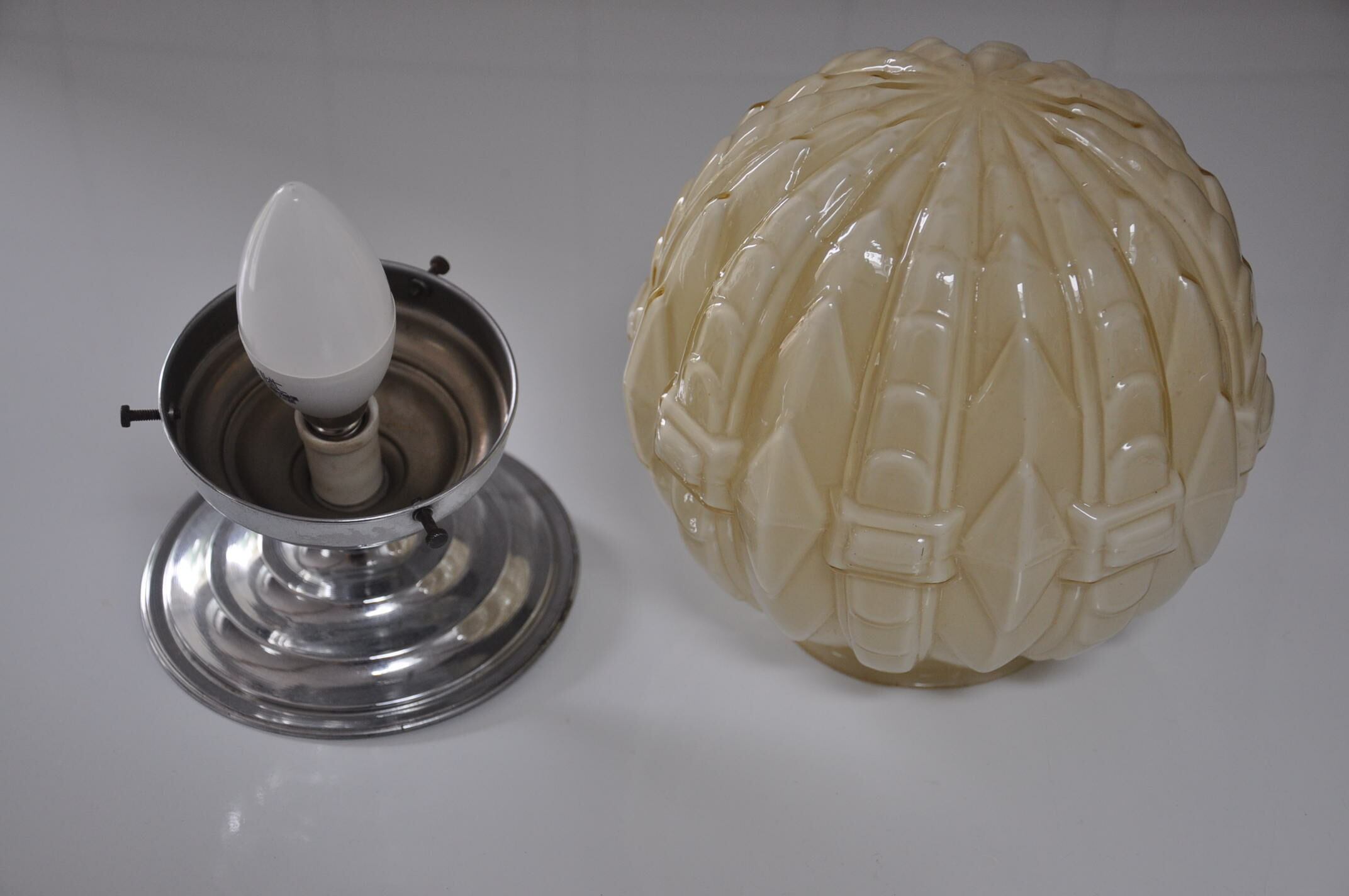 Plafonnier art déco
