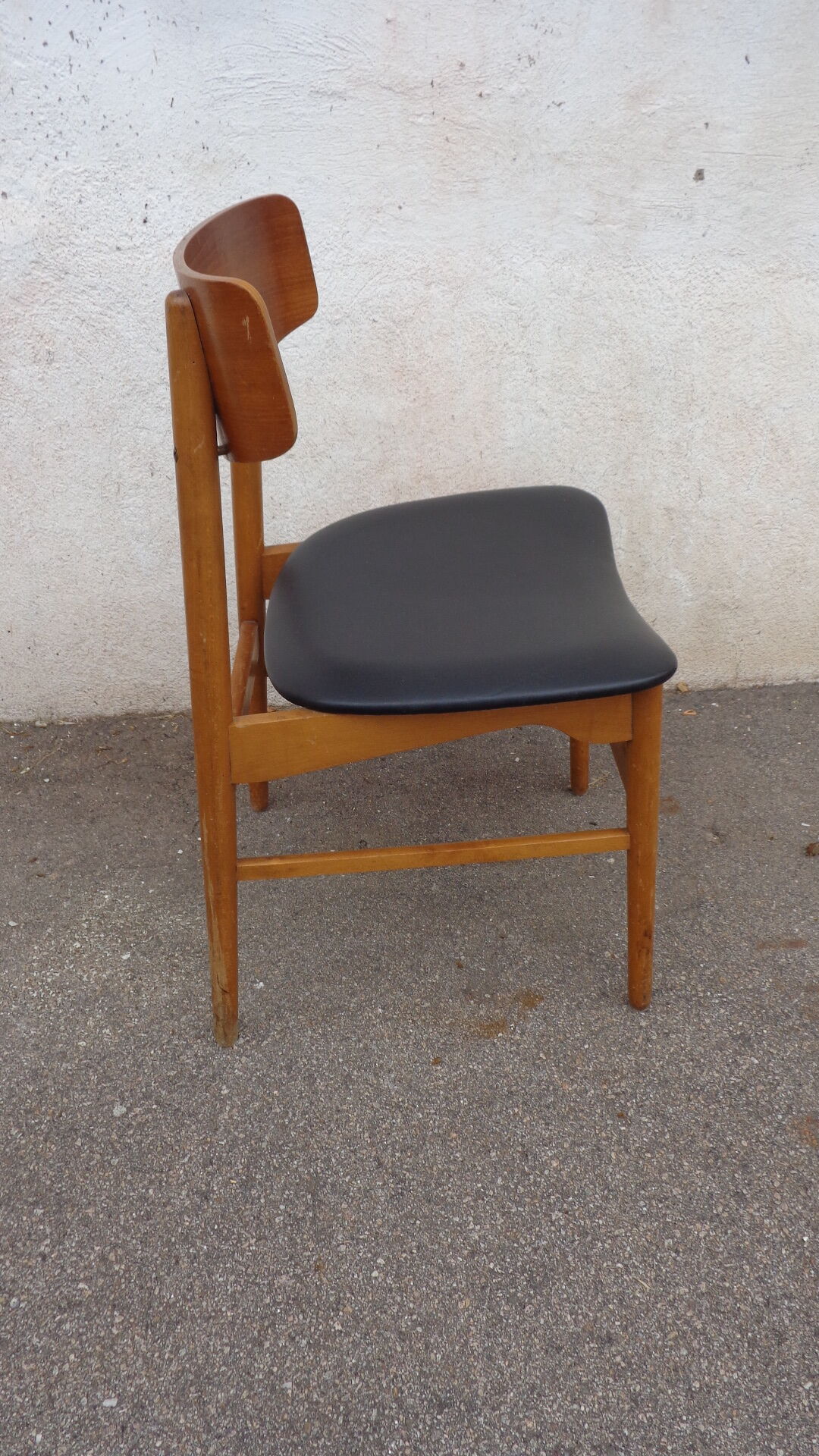 Scandinavian chair