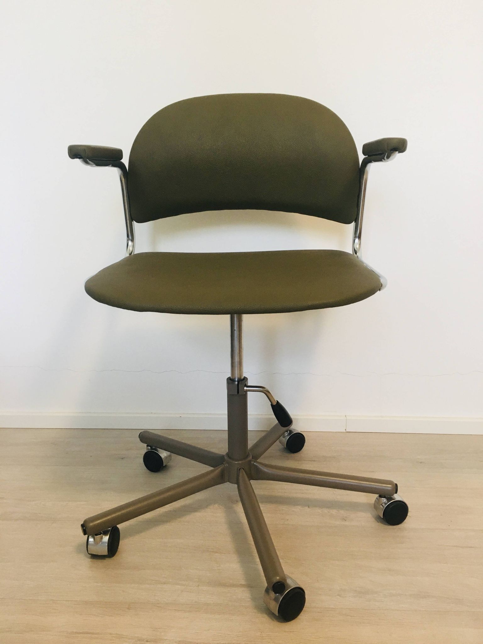 Fully Restored Olive Office Desk Chair by Kovona, Czechoslovakia 1970’s