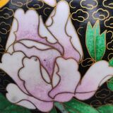 Vase décoratif artisanal asiatique en émaux cloisonnés,  contour du col & base en laiton