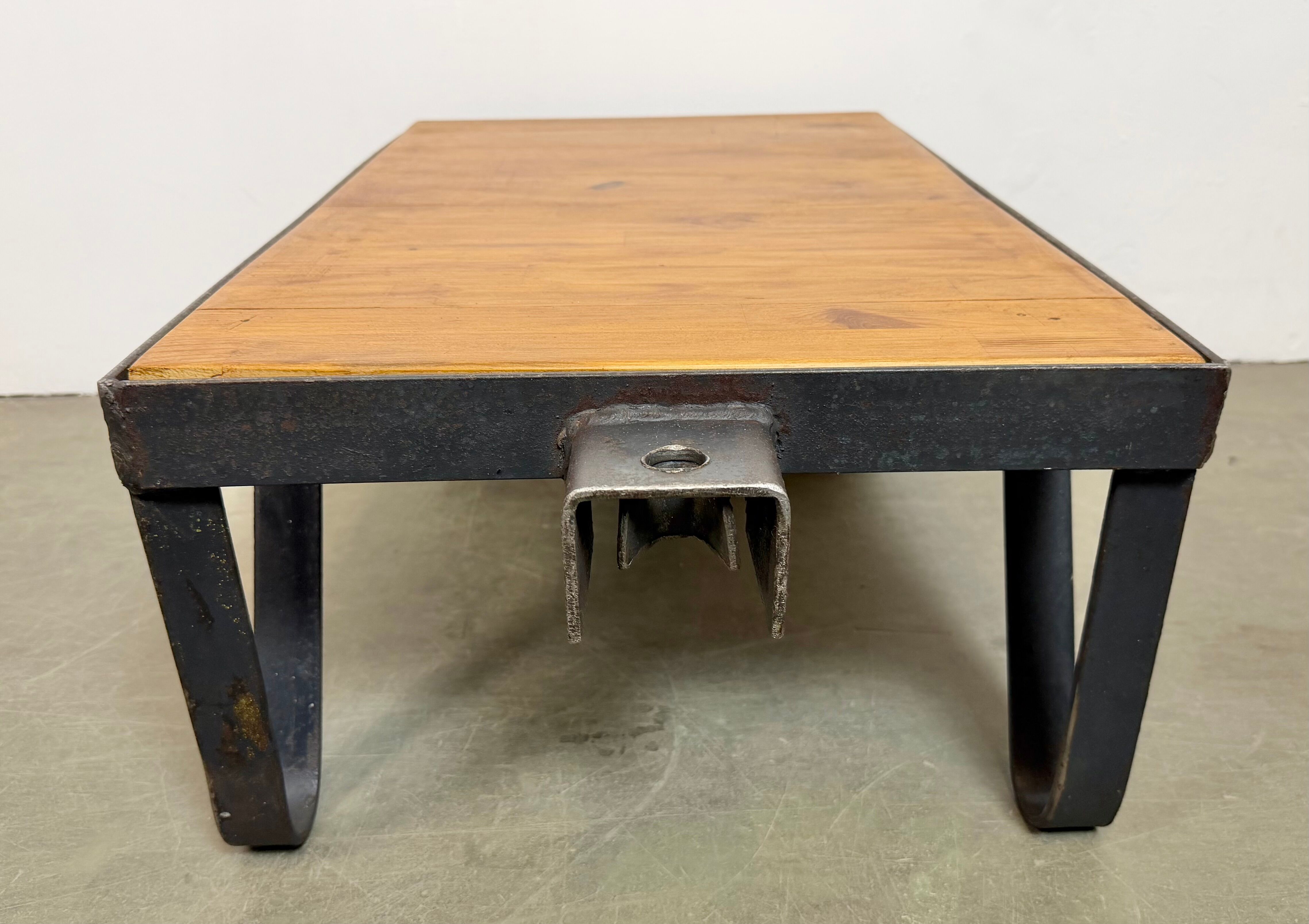 Black Industrial Coffee Table Cart, 1960s