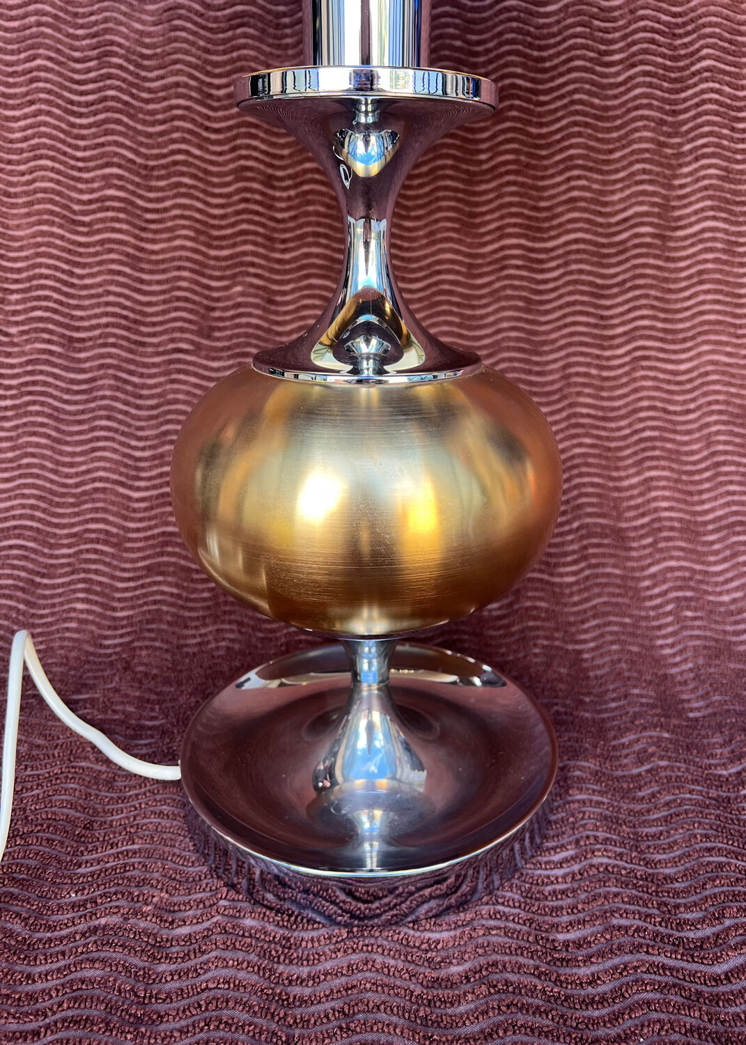VINTAGE 1970 LARGE FORMAT LAMP CHROME BASE 1 BRUSHED ALUMINIUM BALL DO