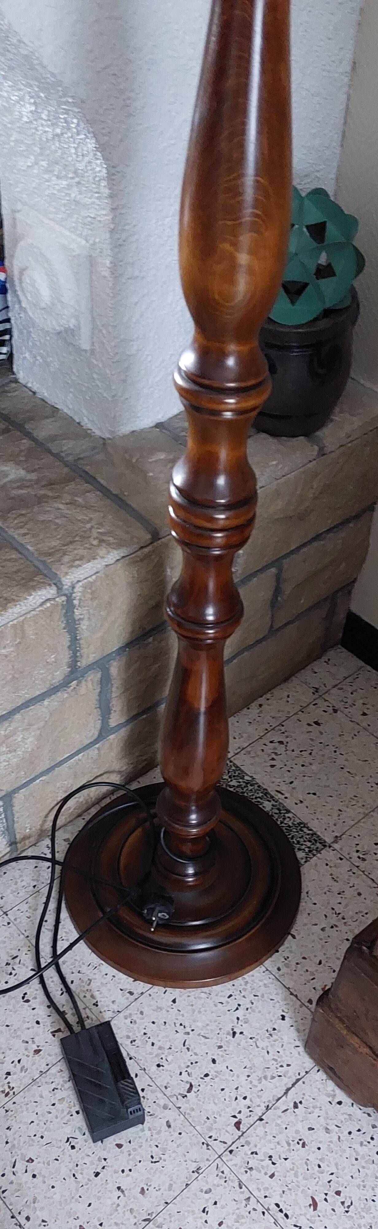 Lampadaire halogène Pied en bois