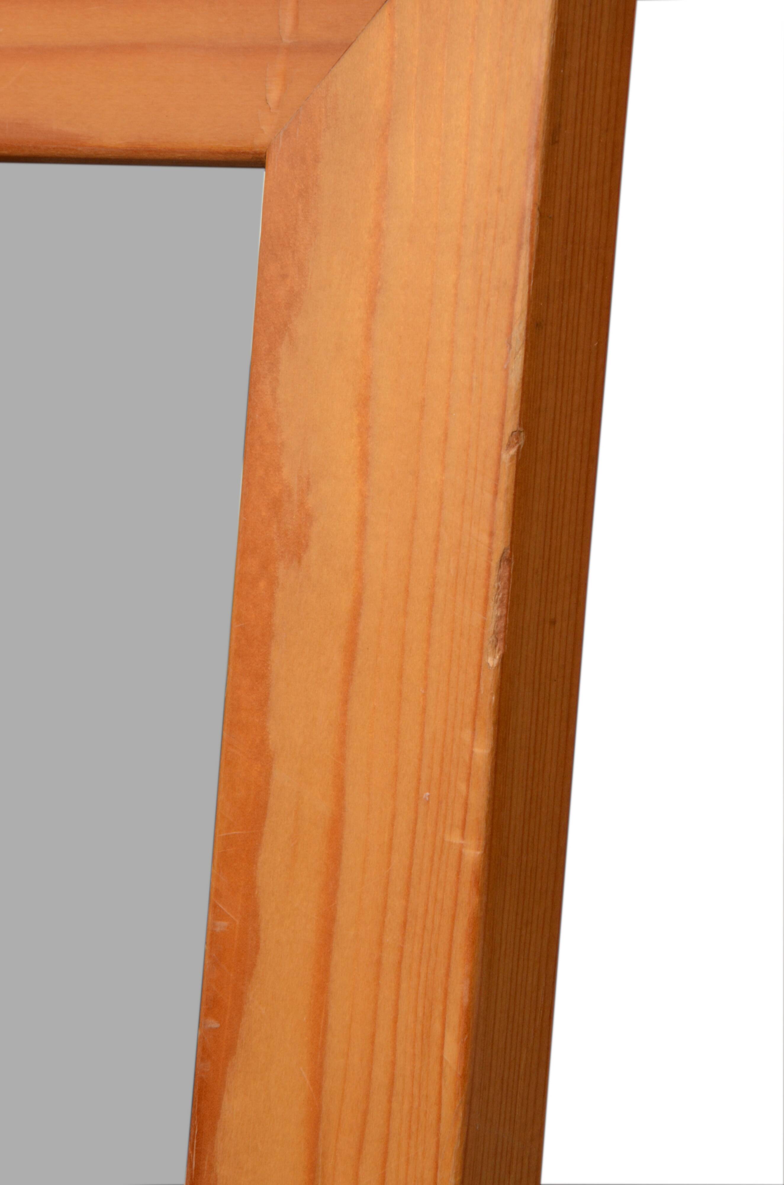 Pine mirror 47x67cm in Scandinavian style