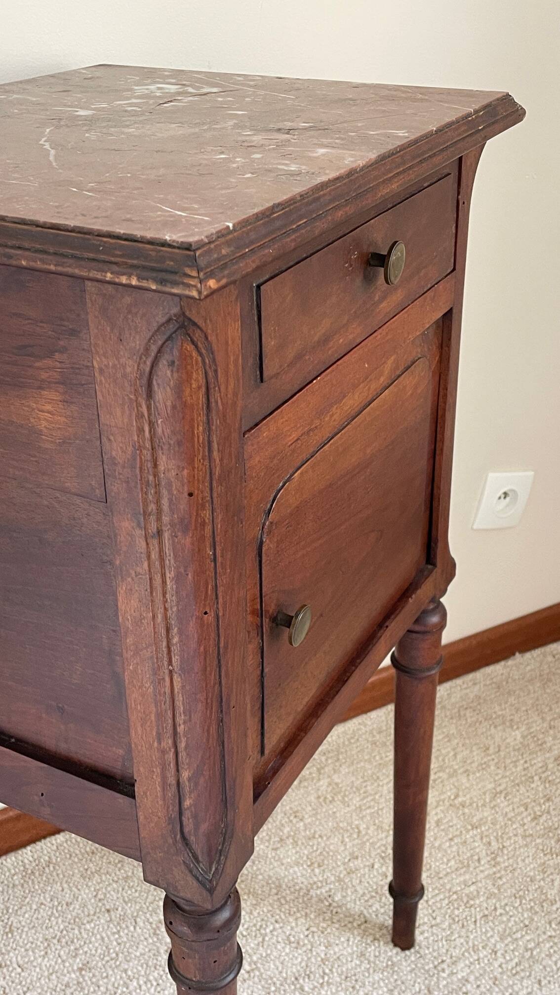 Antique bedside table in wood and marble