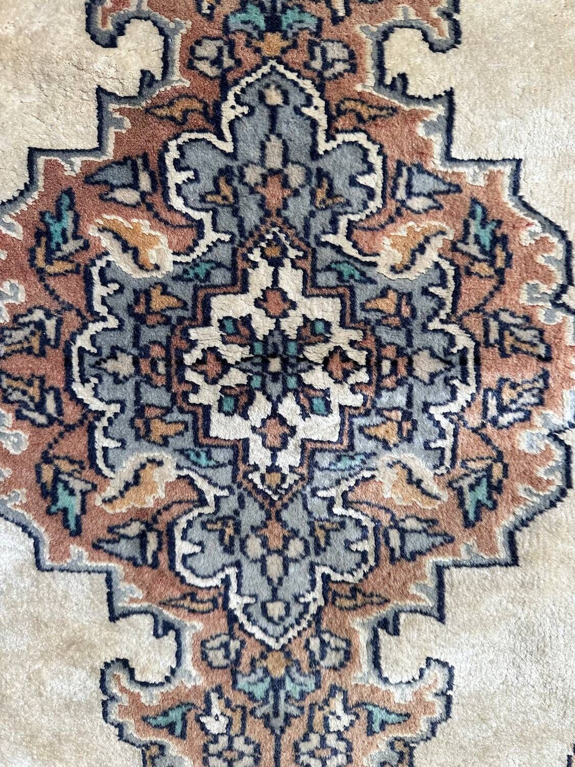 Handmade oriental rug – Wool and silk – 124 x 81 cm