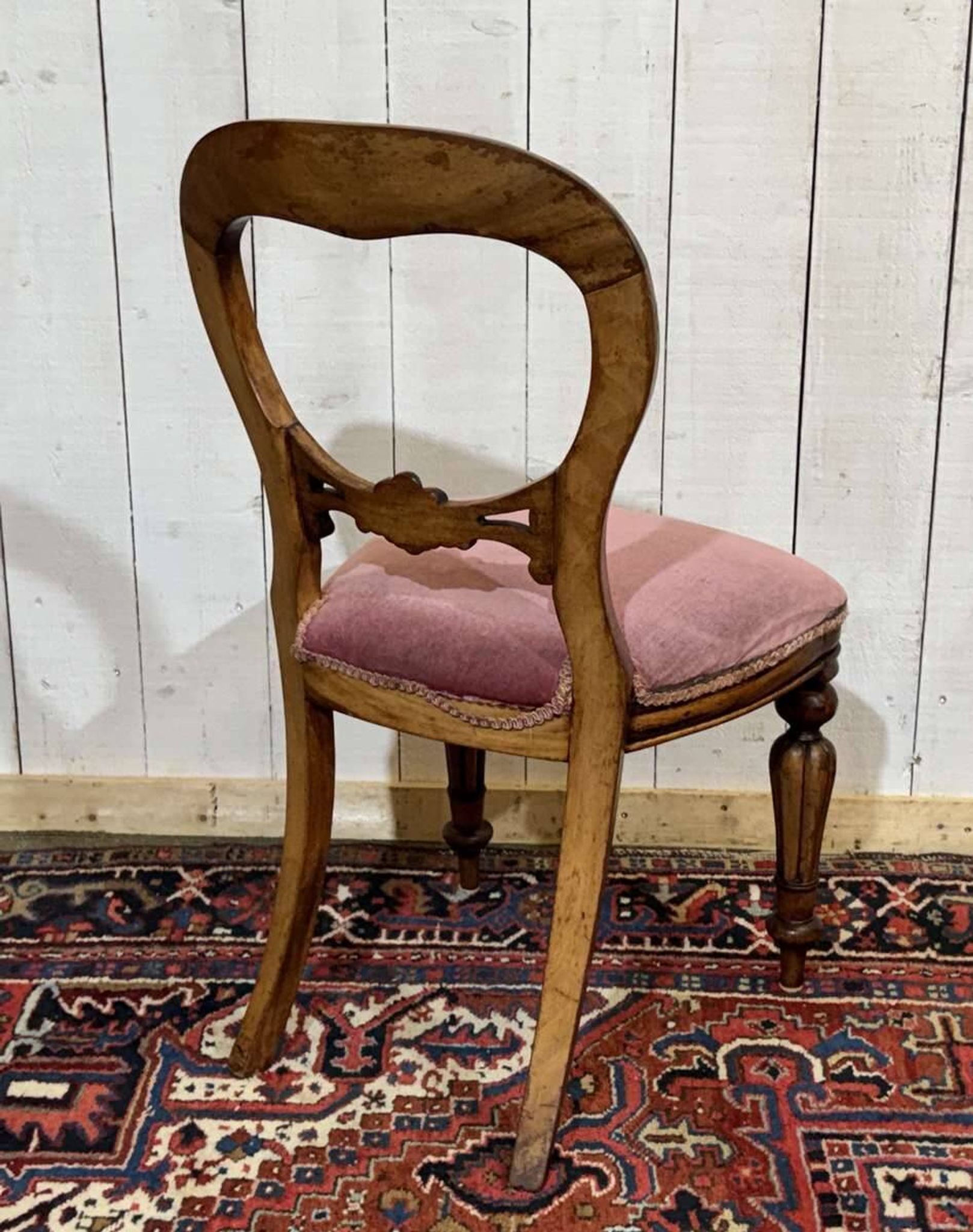 Suite de 8 chaises anglaises en acajou de style Victorien