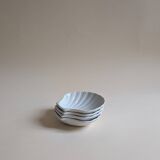 Set of 4 shell bowls