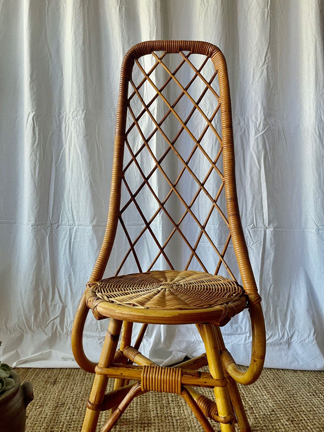 Vintage rattan chair 1960