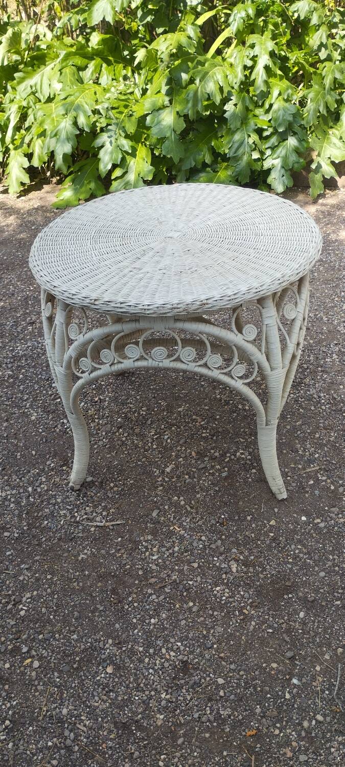 White wicker side table in Victorian style