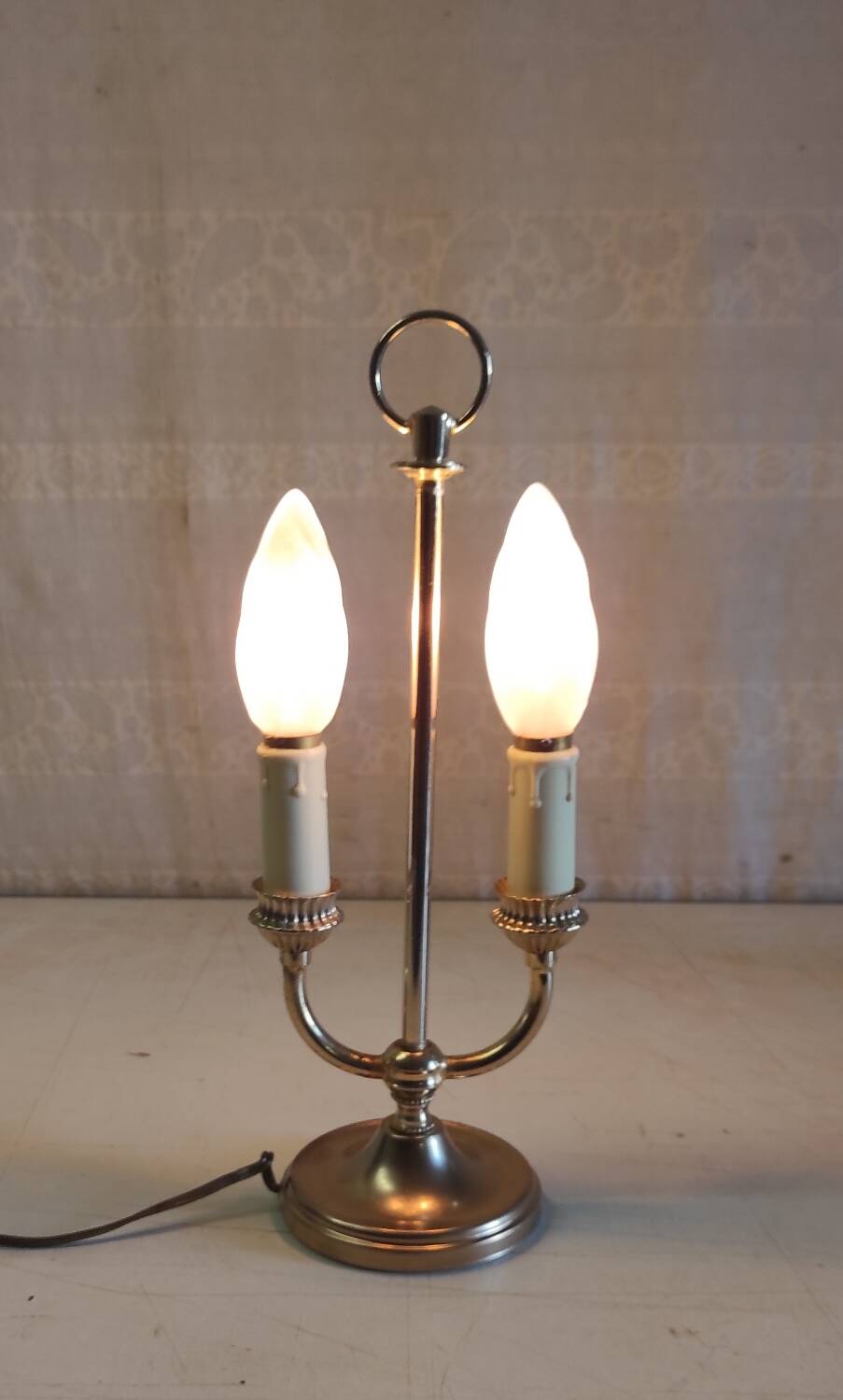 Two-bulb bouillotte lamp in brass and gilded metal - mid 20th century