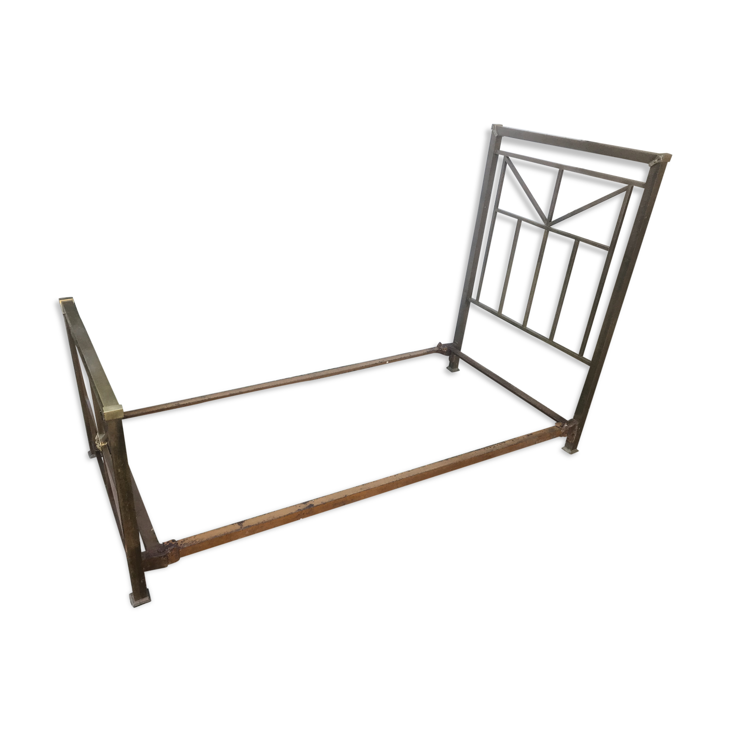 Art deco bed