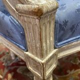 Paire de fauteuils cabriolets de style Louis XVI