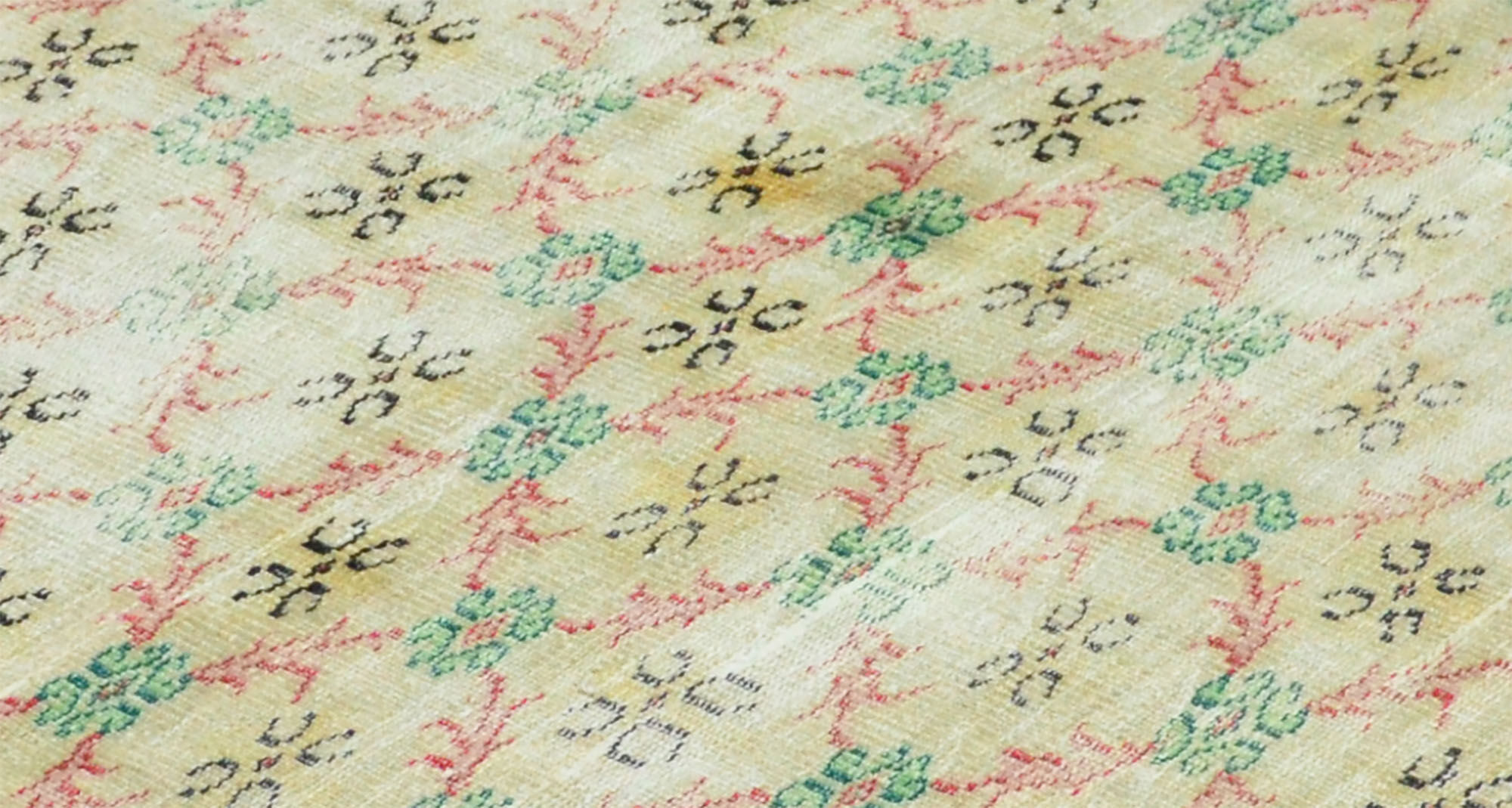 Anatolian handmade vintage rug 230 cm x 140 cm