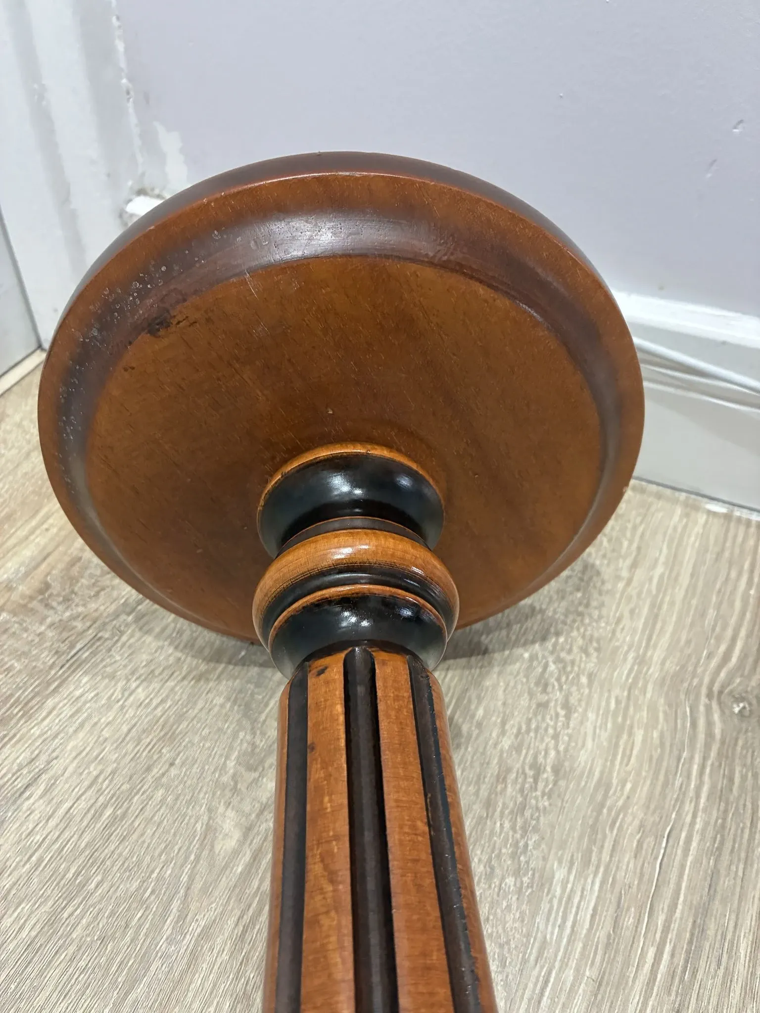 Carved wooden plant stand, turned pedestal, 1960s