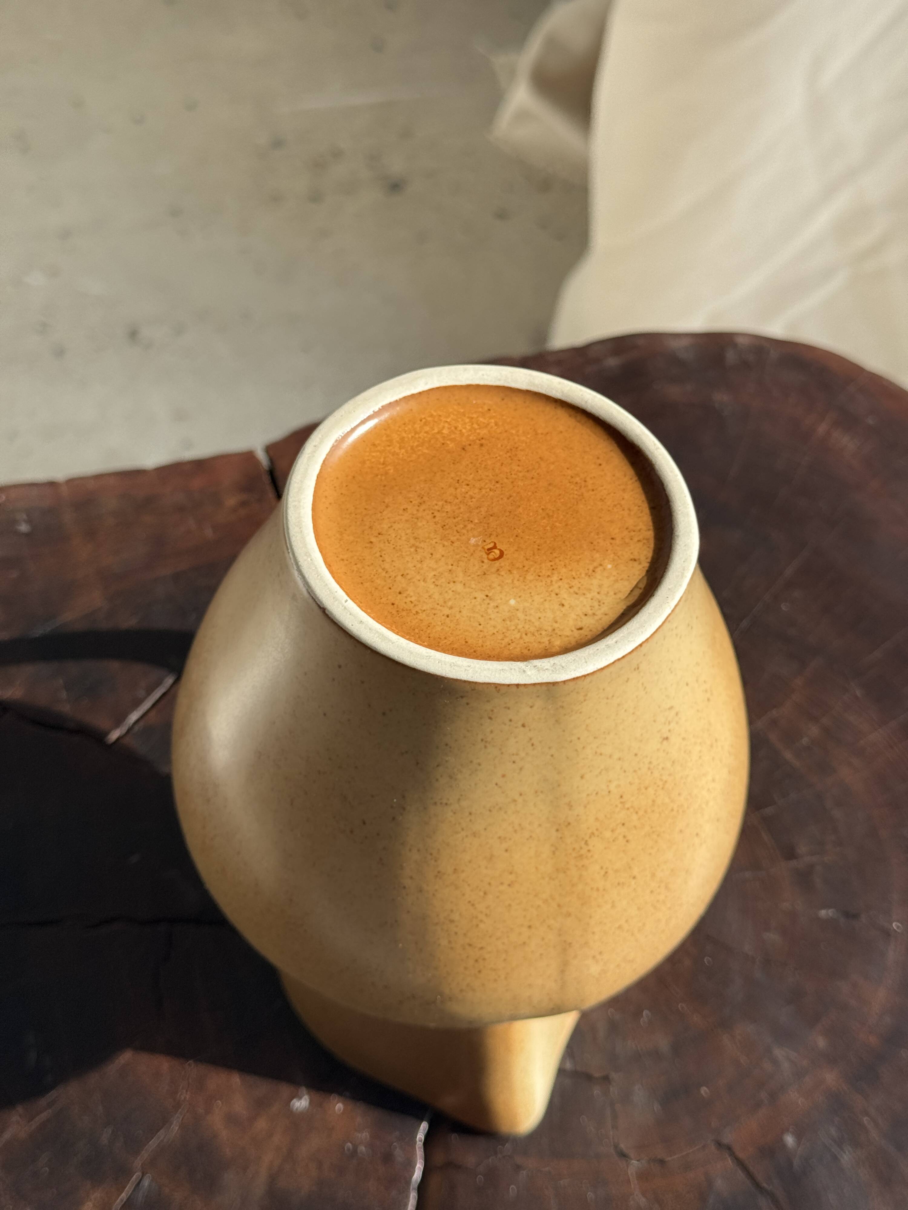 Grande carafe boule en grès orange H20