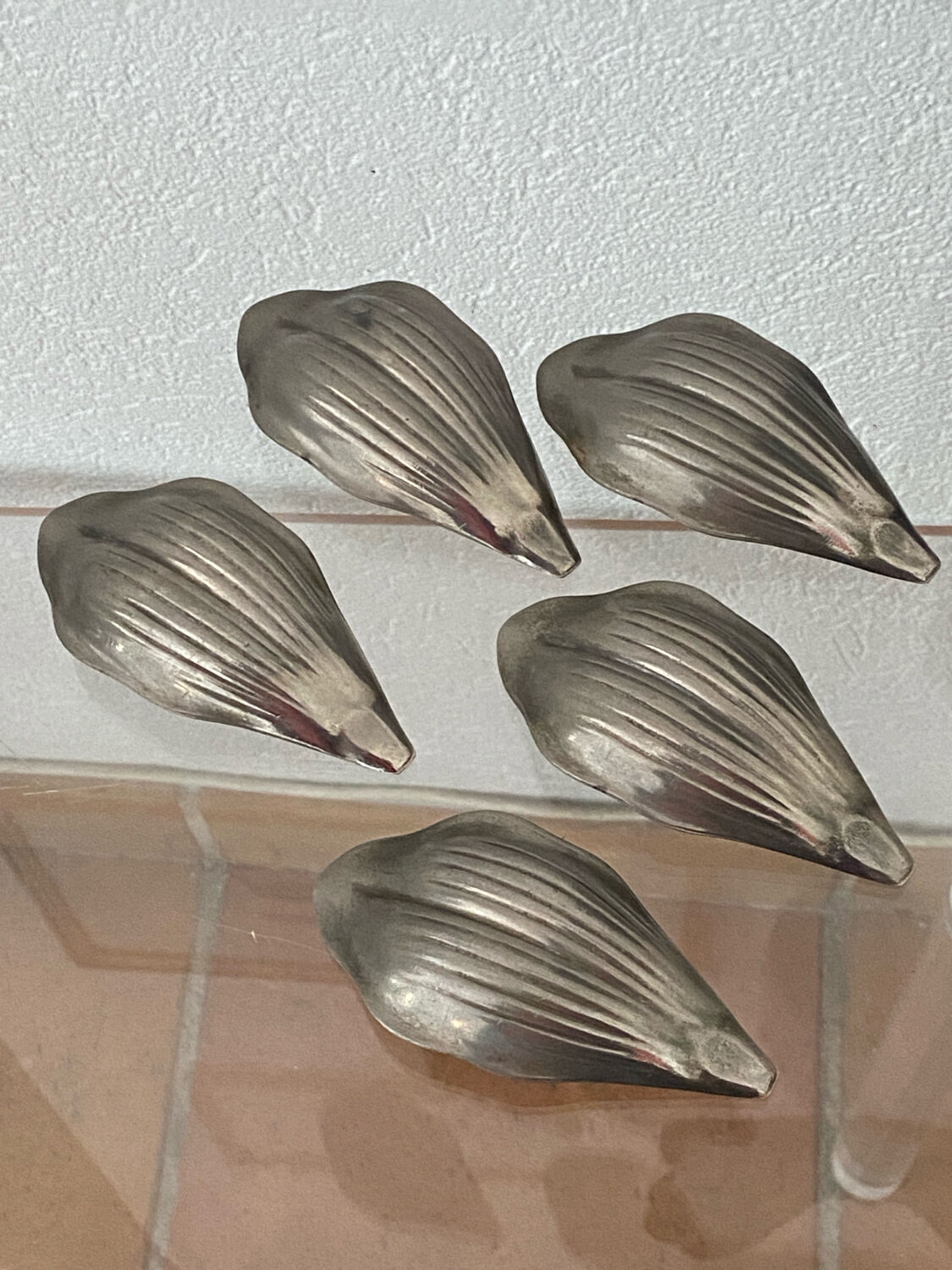 Ashtrays, lotus flower, removable petals, made of metal.