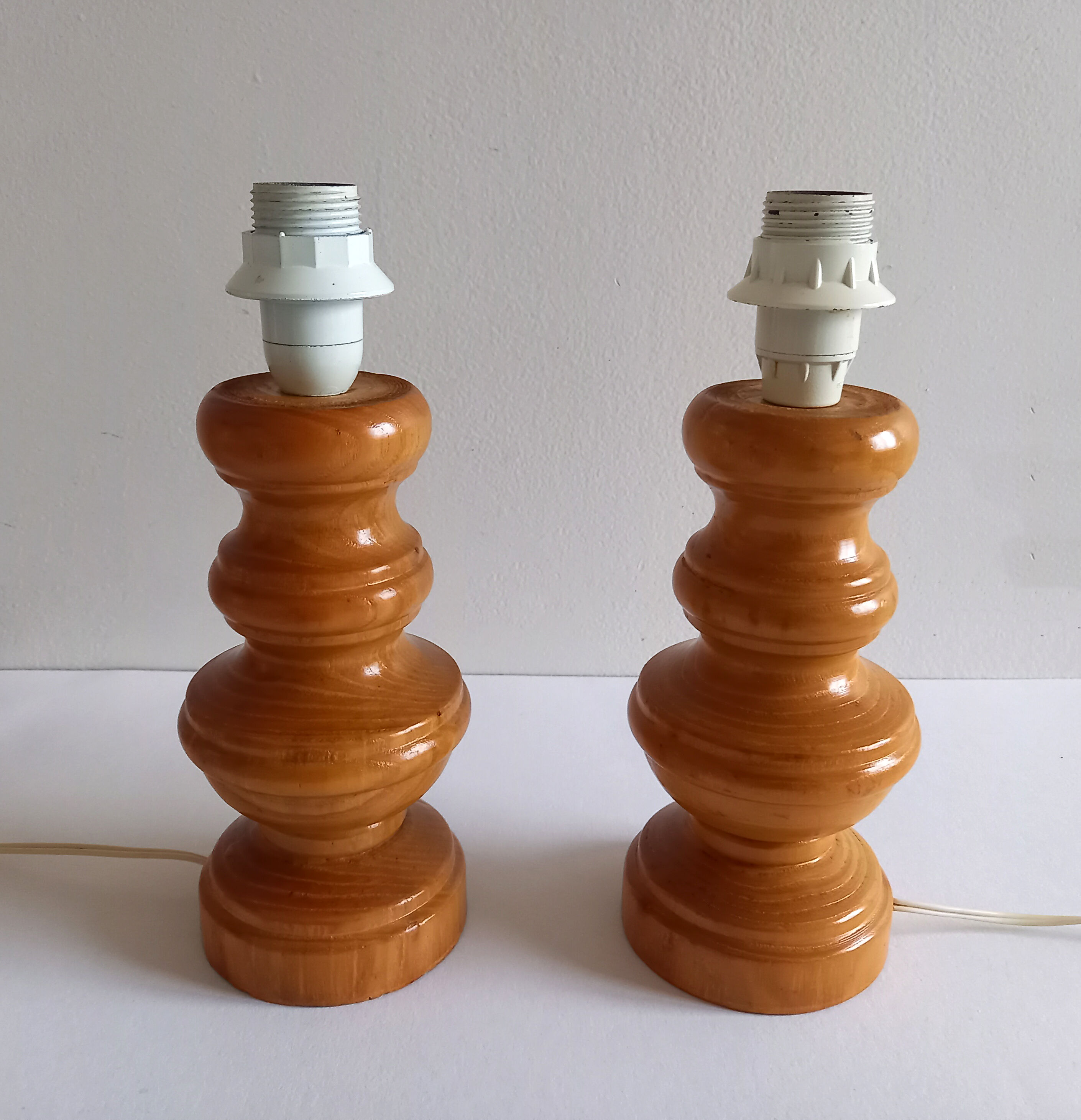 Pair of wooden lamp legs turned vintage 70s