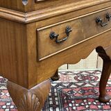 Small English mahogany chest of drawers from the 50s