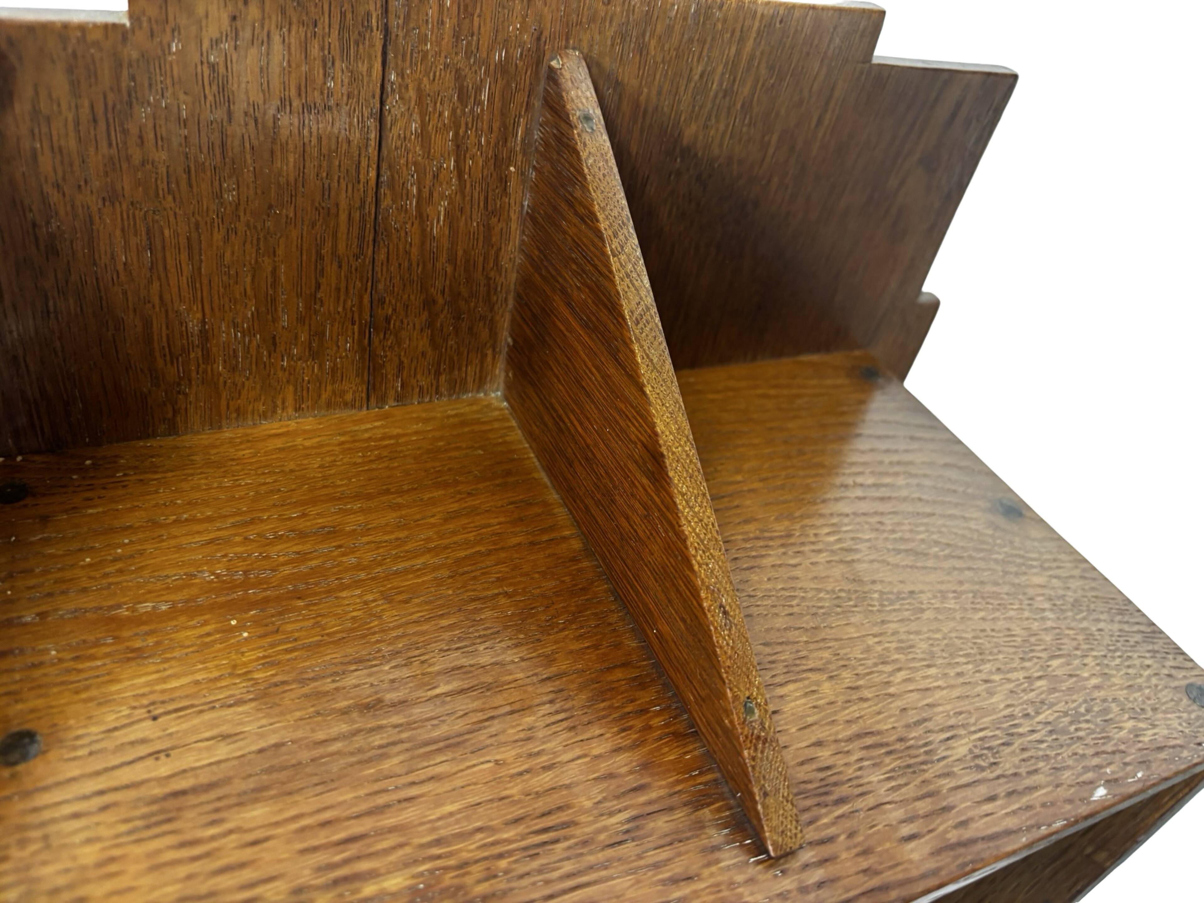 Art Deco wooden wall shelve rack in oak minimalist design