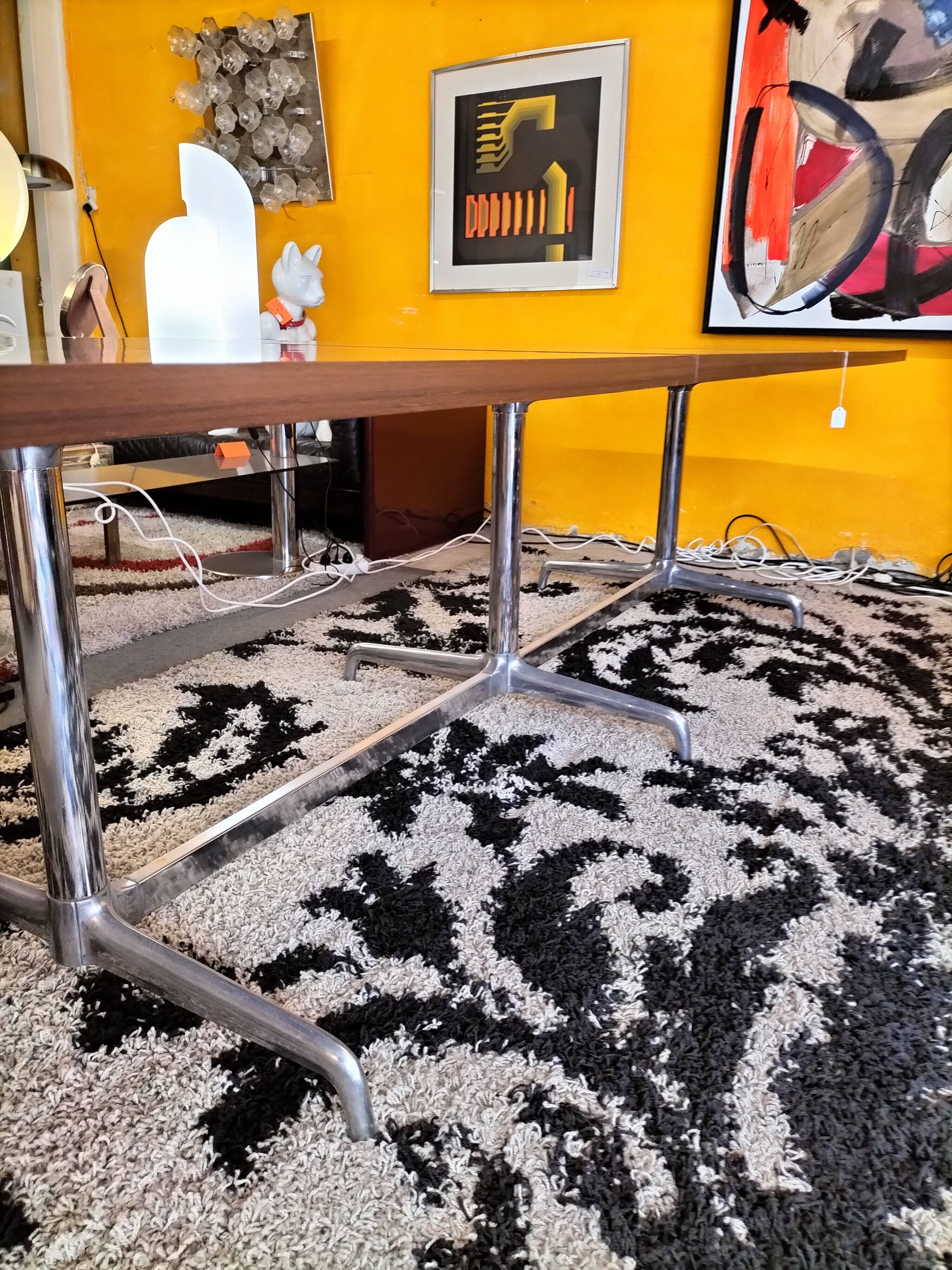 Very nice conference table edited by Schirolli Mantova