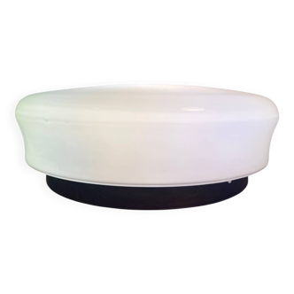 Lampe à poser ronde en verre opalin